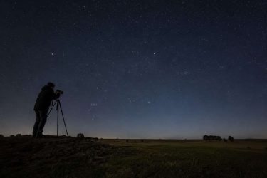 Fotografiar estrellas: ajustes, enfoque y planificación para empezar